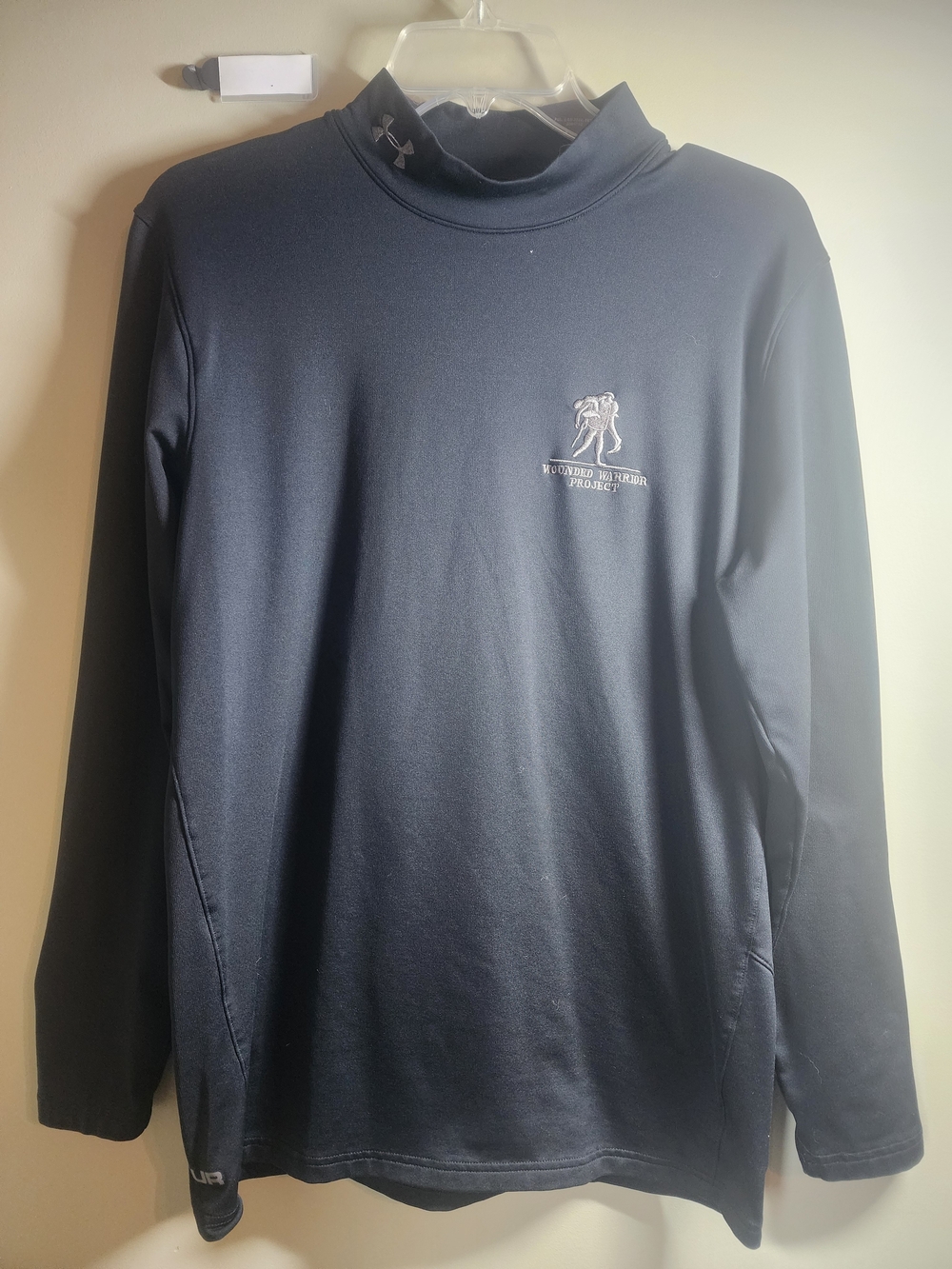 Under Armour Men’s Black Long-Sleeve Mock Neck Performance Shirt Wounded Warrior